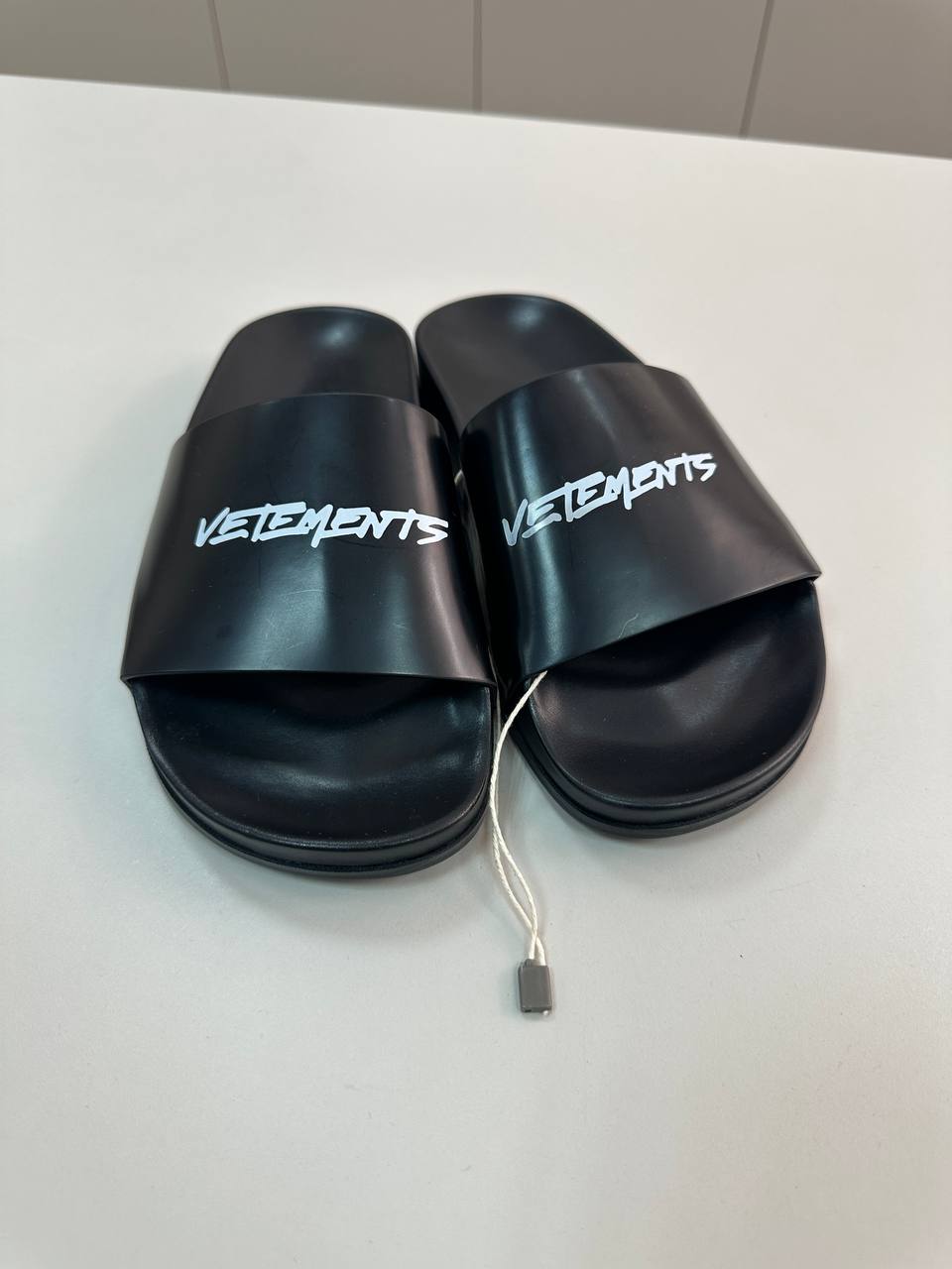 VETEMENTS