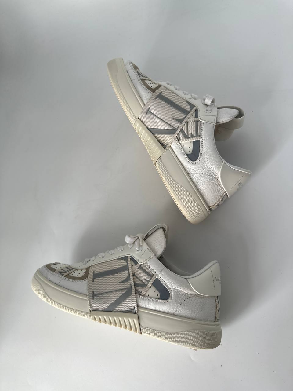 VALENTINO
