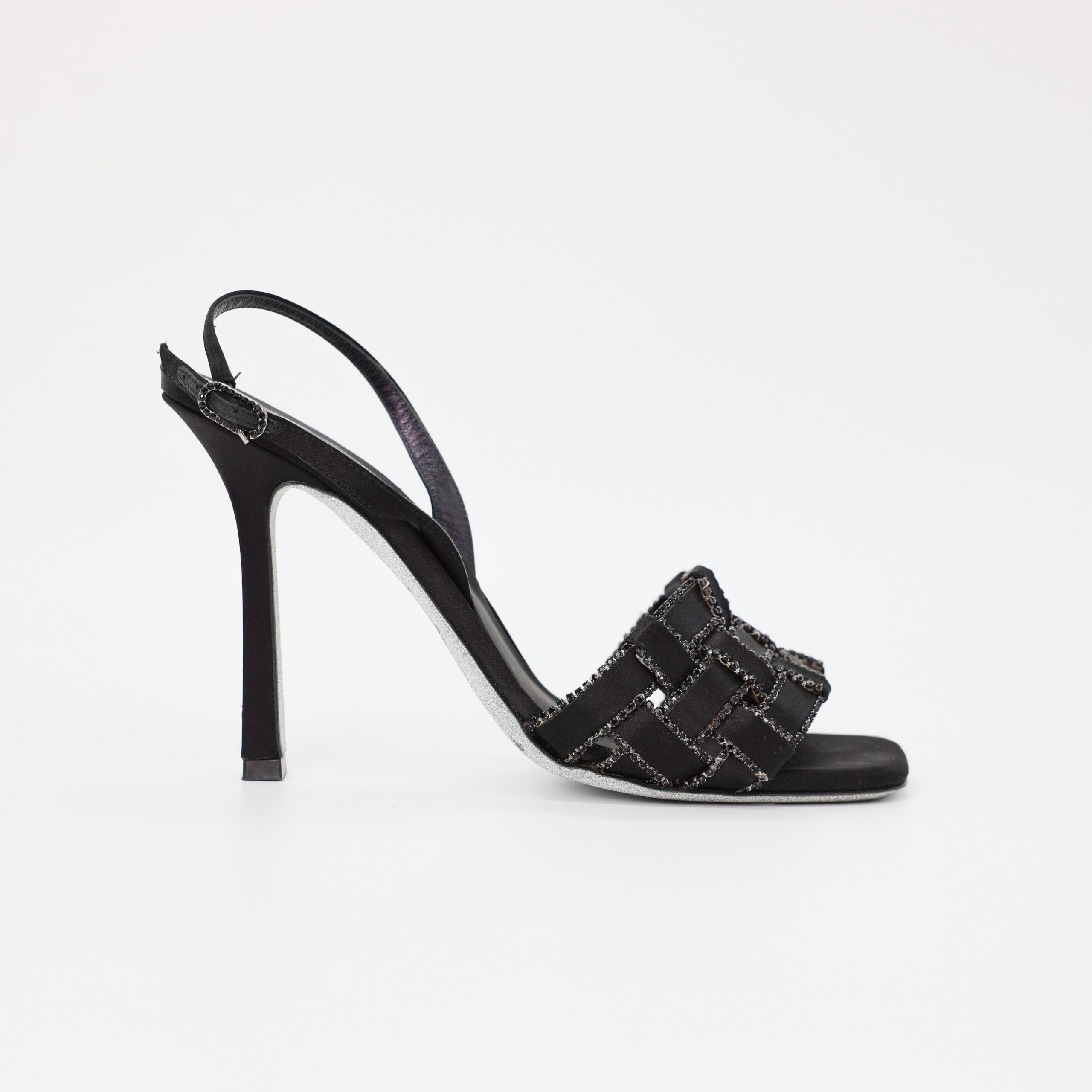 Босоножки RENE CAOVILLA 39 Черный текстиль атласные ленты с мелкими чеными камнями,коробка