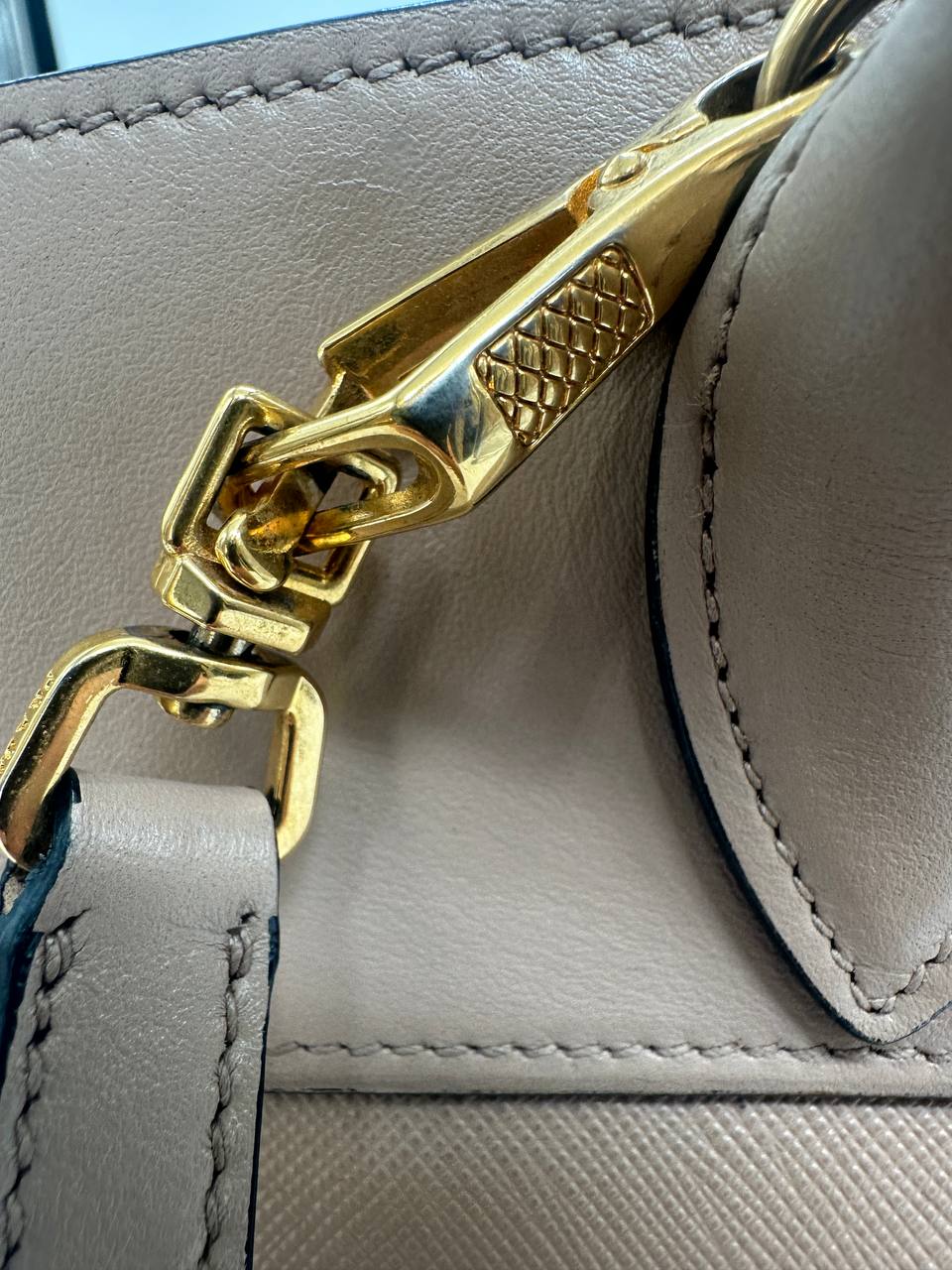 PRADA 