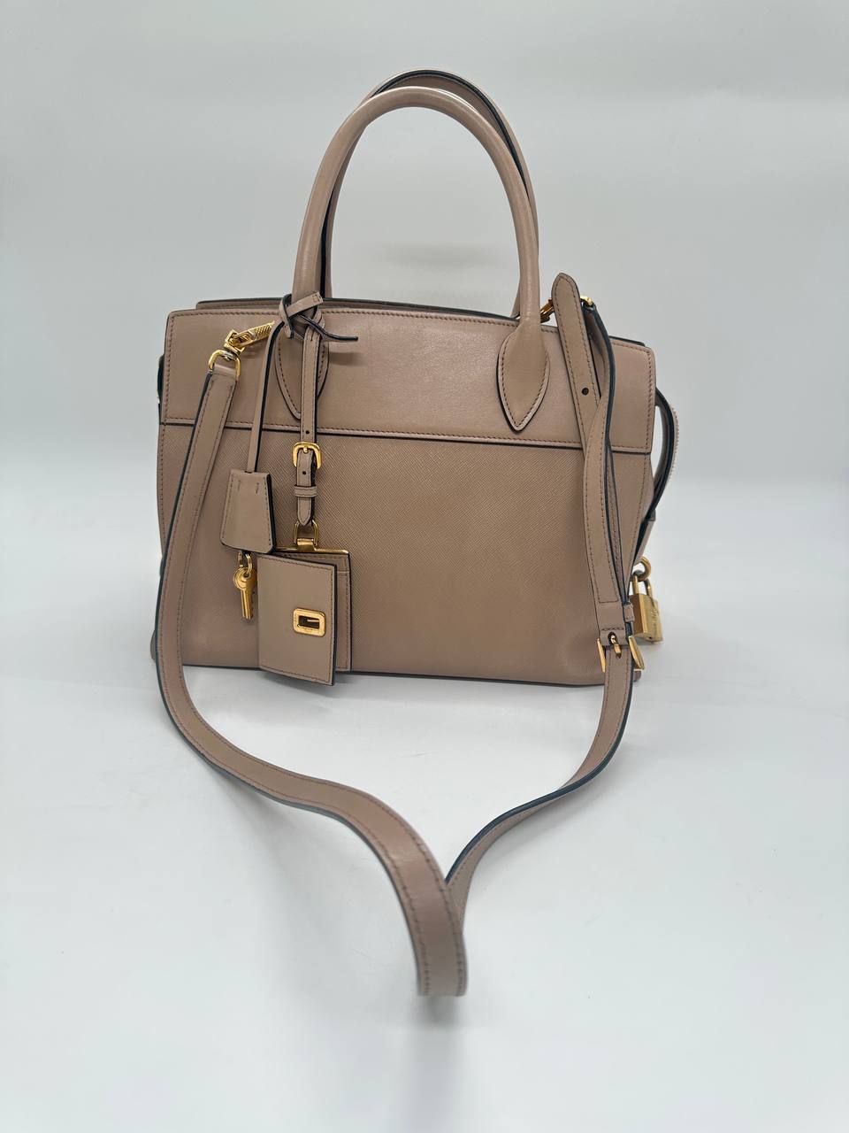 PRADA 