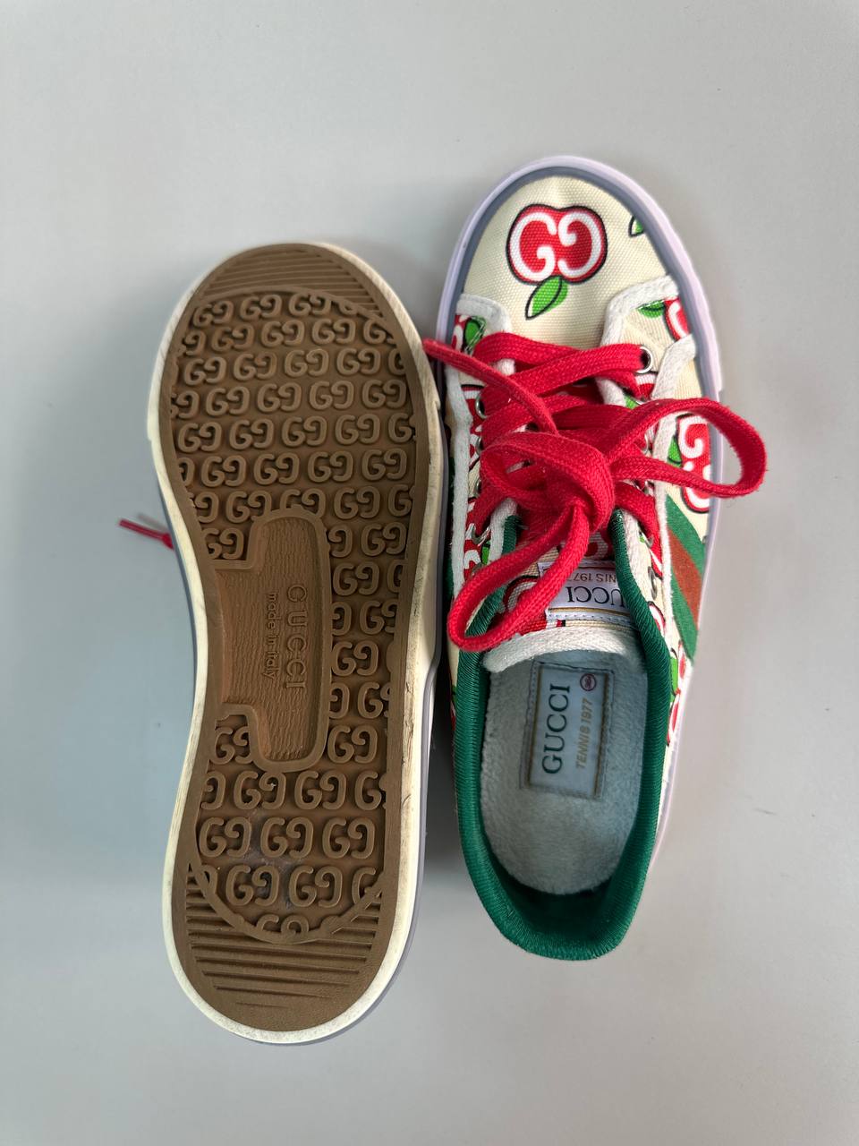 GUCCI