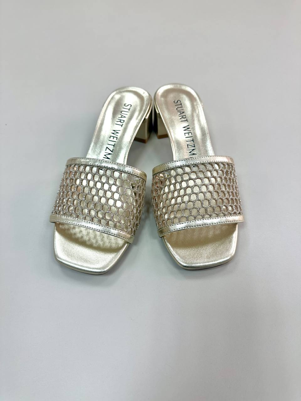 STUART WEITZMAN