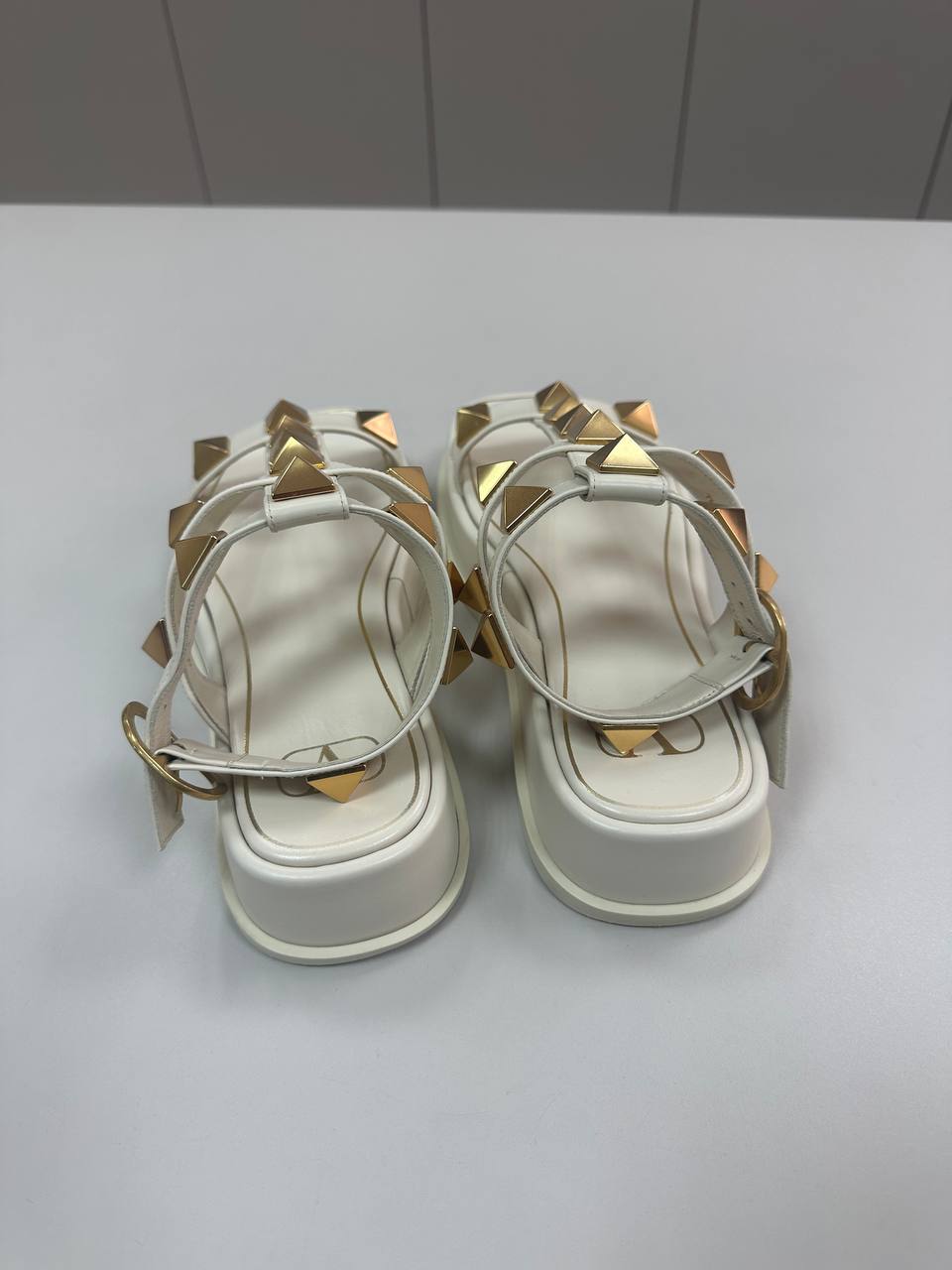VALENTINO