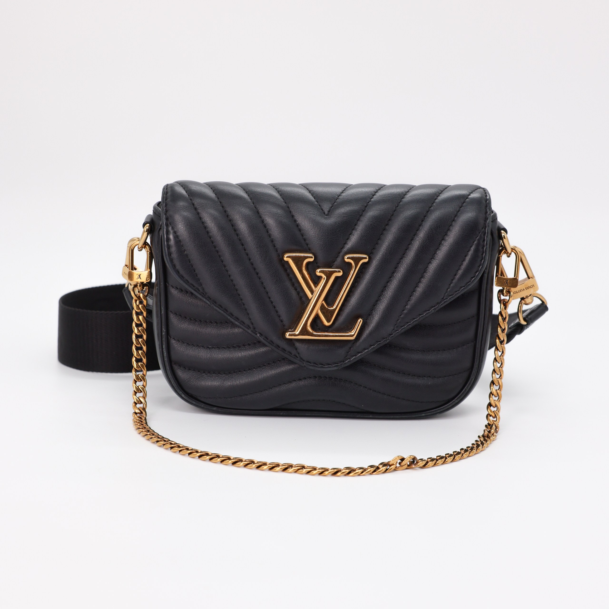Сумка LOUIS VUITTON Mini Черный кожа New Wave Multi-Pochette,стеганая кожа,золотая фурнитура