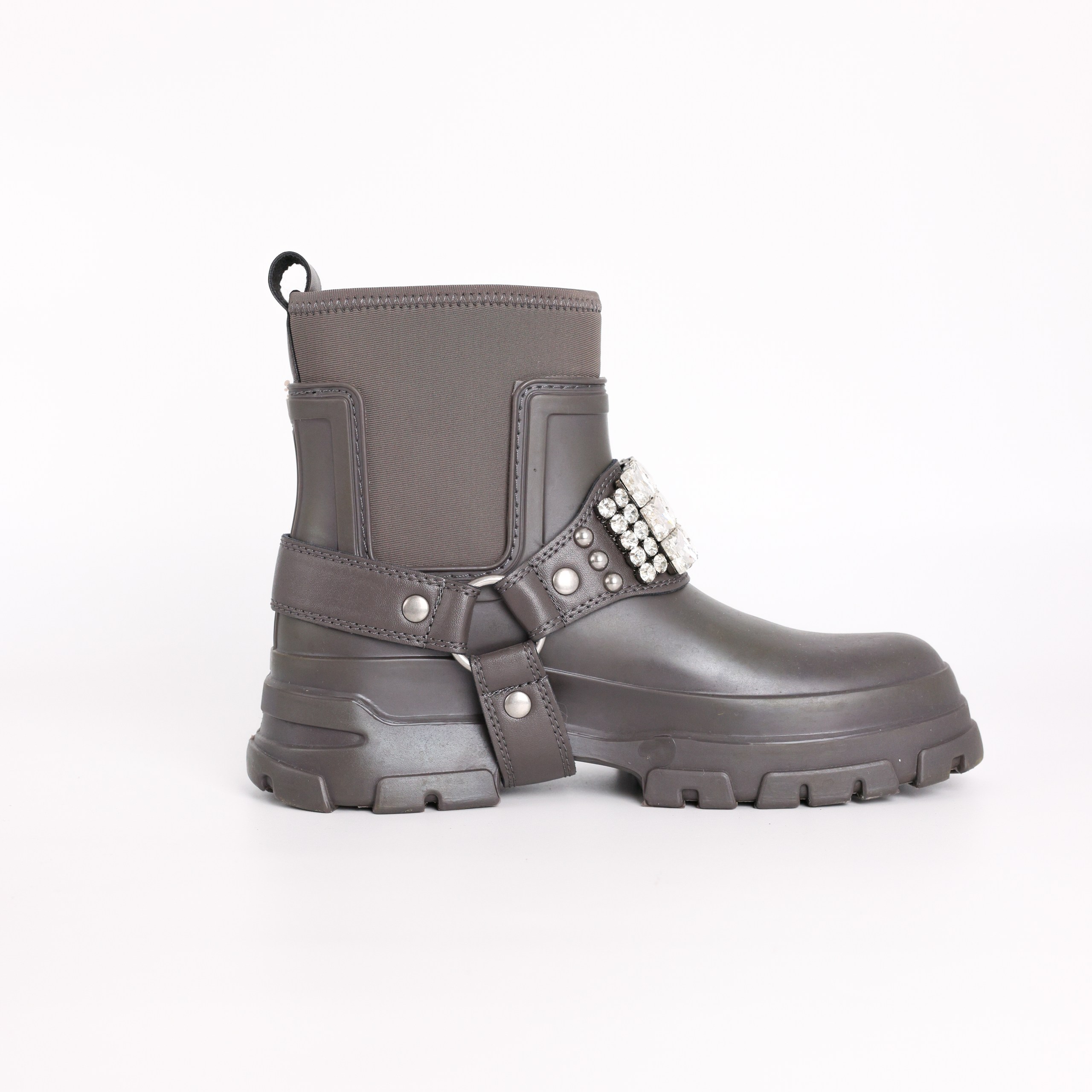 Ботинки KARL LAGERFELD 7 серый каучук,крупные камни,резинка голень,коробка