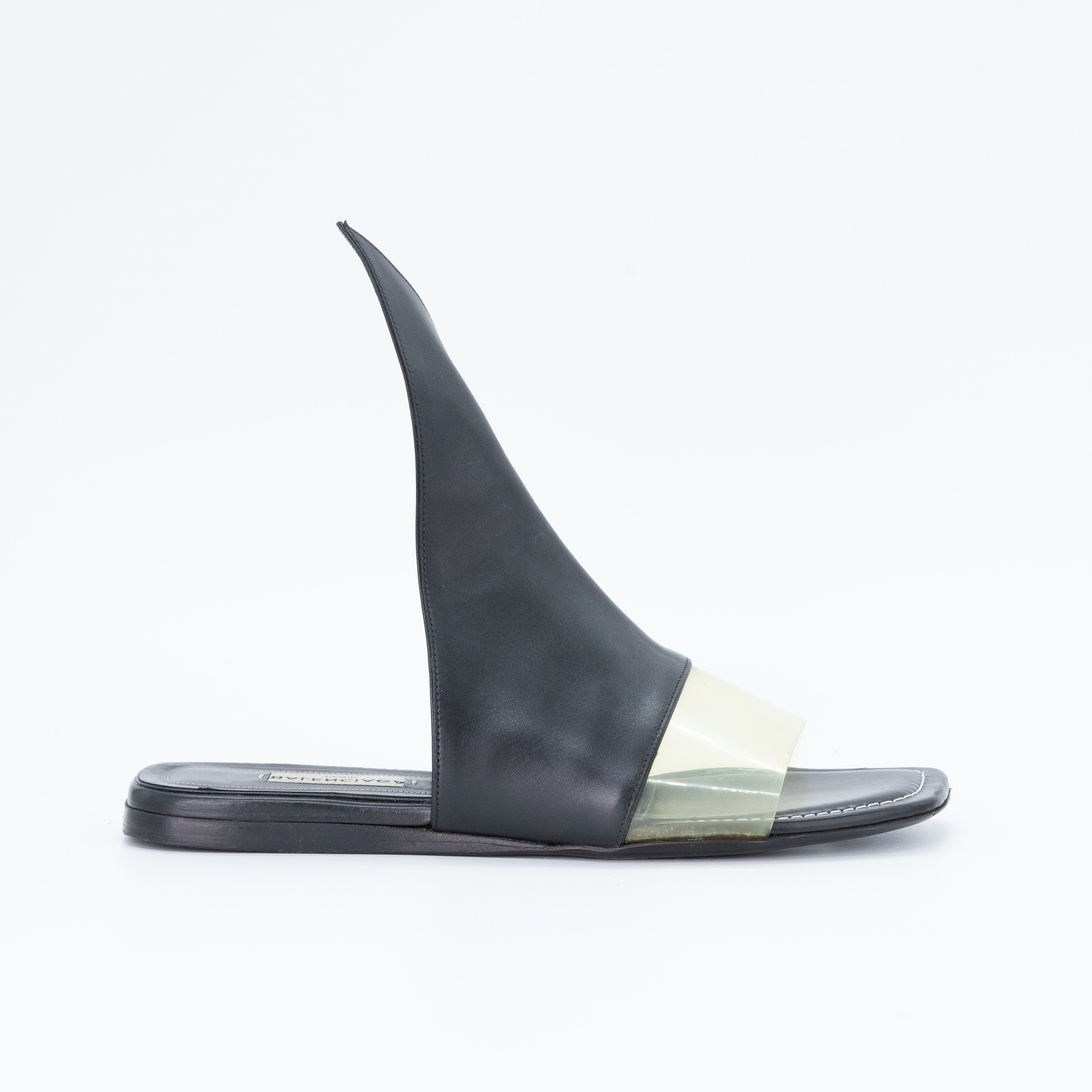 Шлепанцы Balenciaga 36.5 черная кожа углом, силикон. Коробка