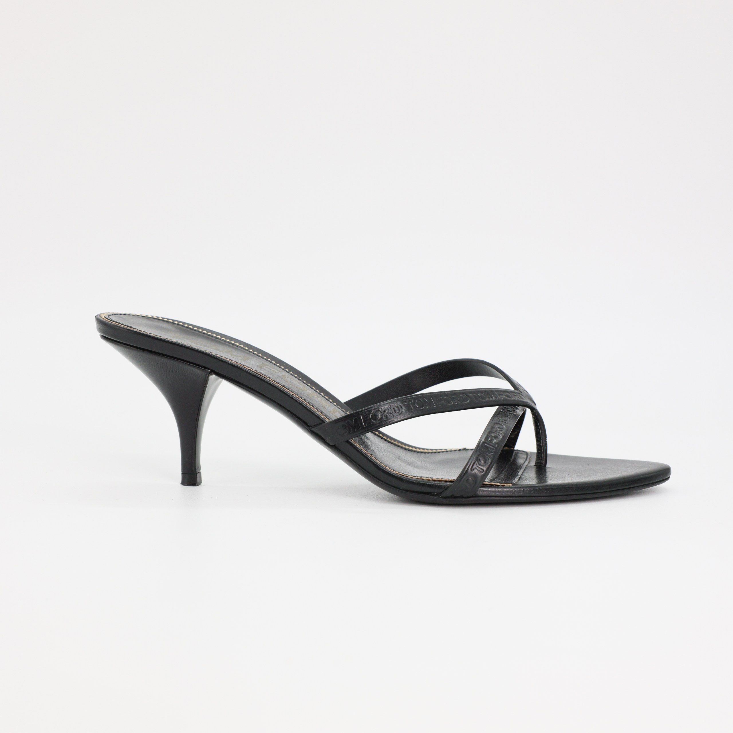 Мюли TOM FORD 40 Черный кожа ремешки в монограмме через пальчик