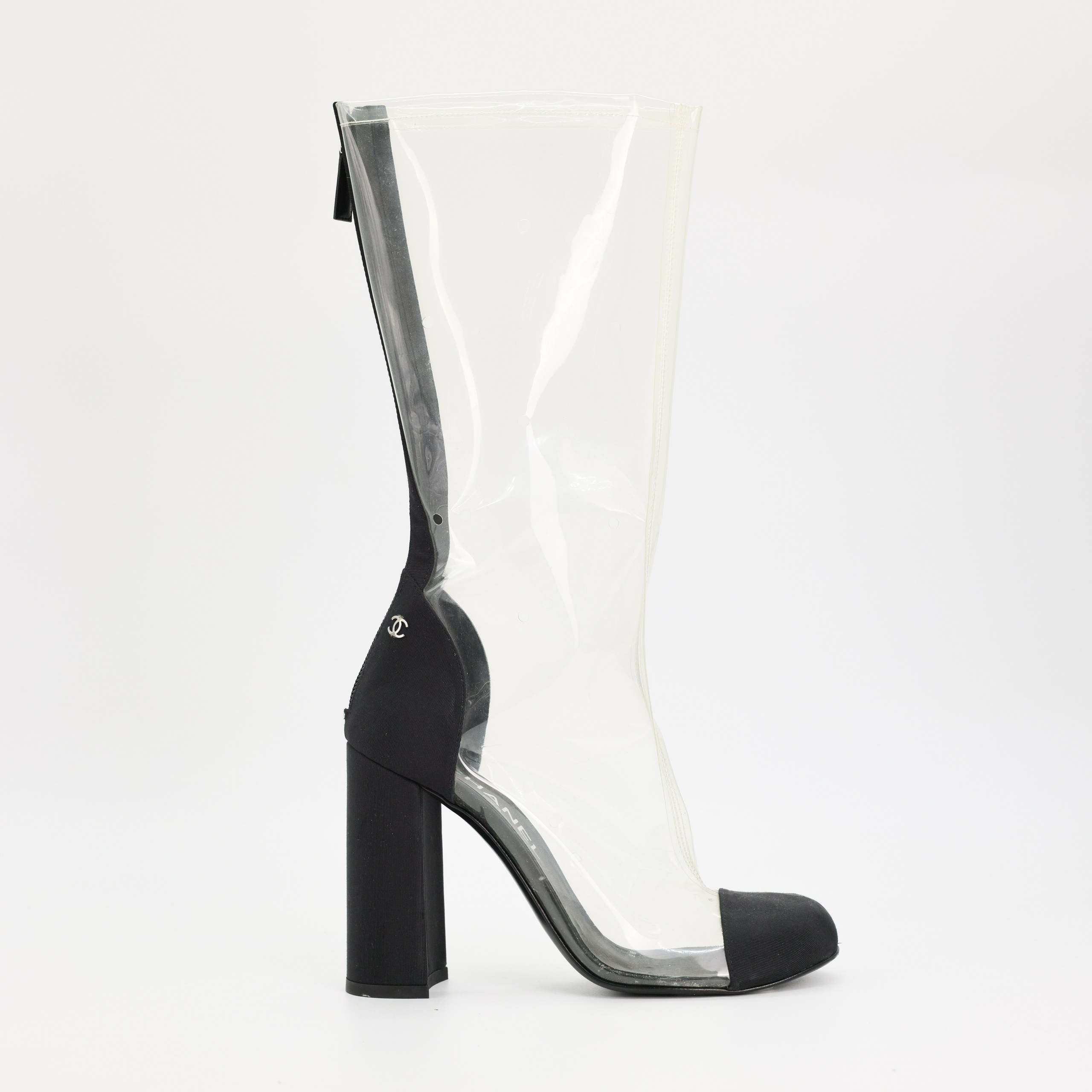 Сапоги Chanel 36.5 нейлоновые черные носок, пятка и каблук, силиконовое голенище