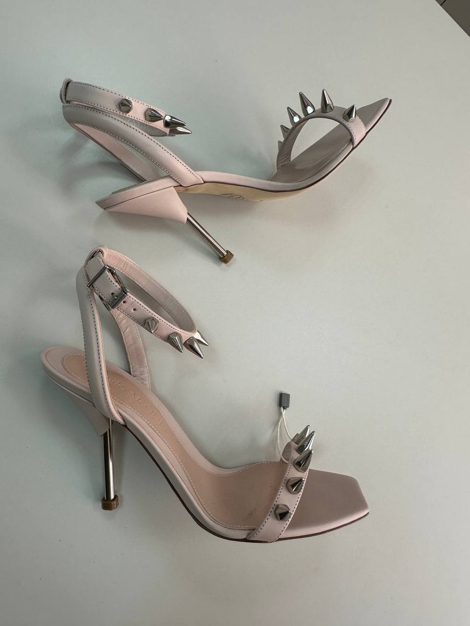 ALEXANDER MCQUEEN