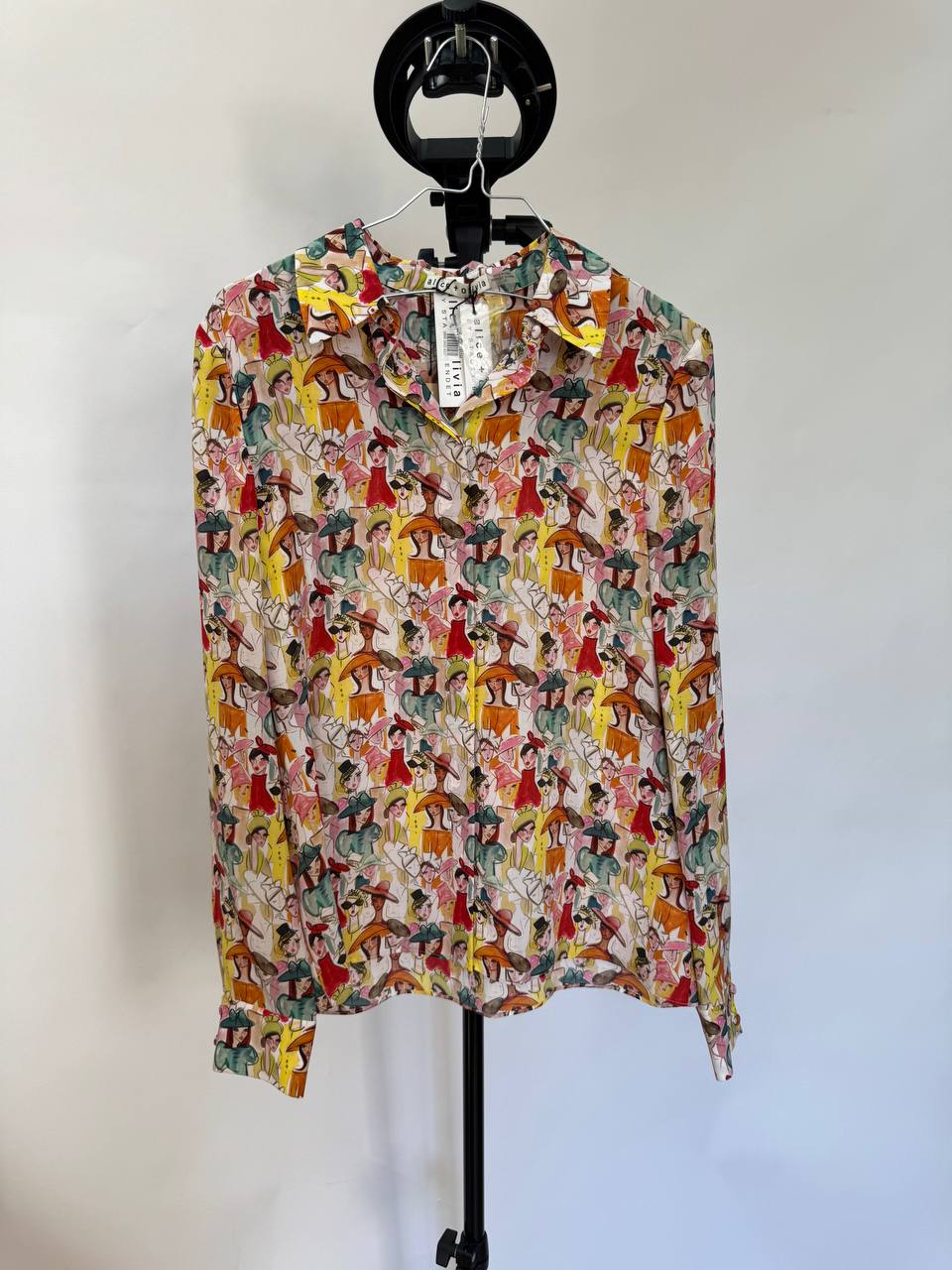 ALICE + OLIVIA
