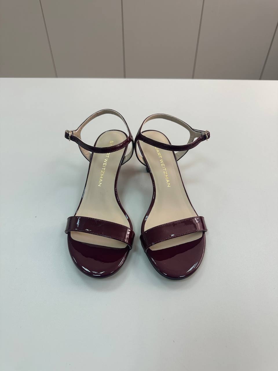 STUART WEITZMAN