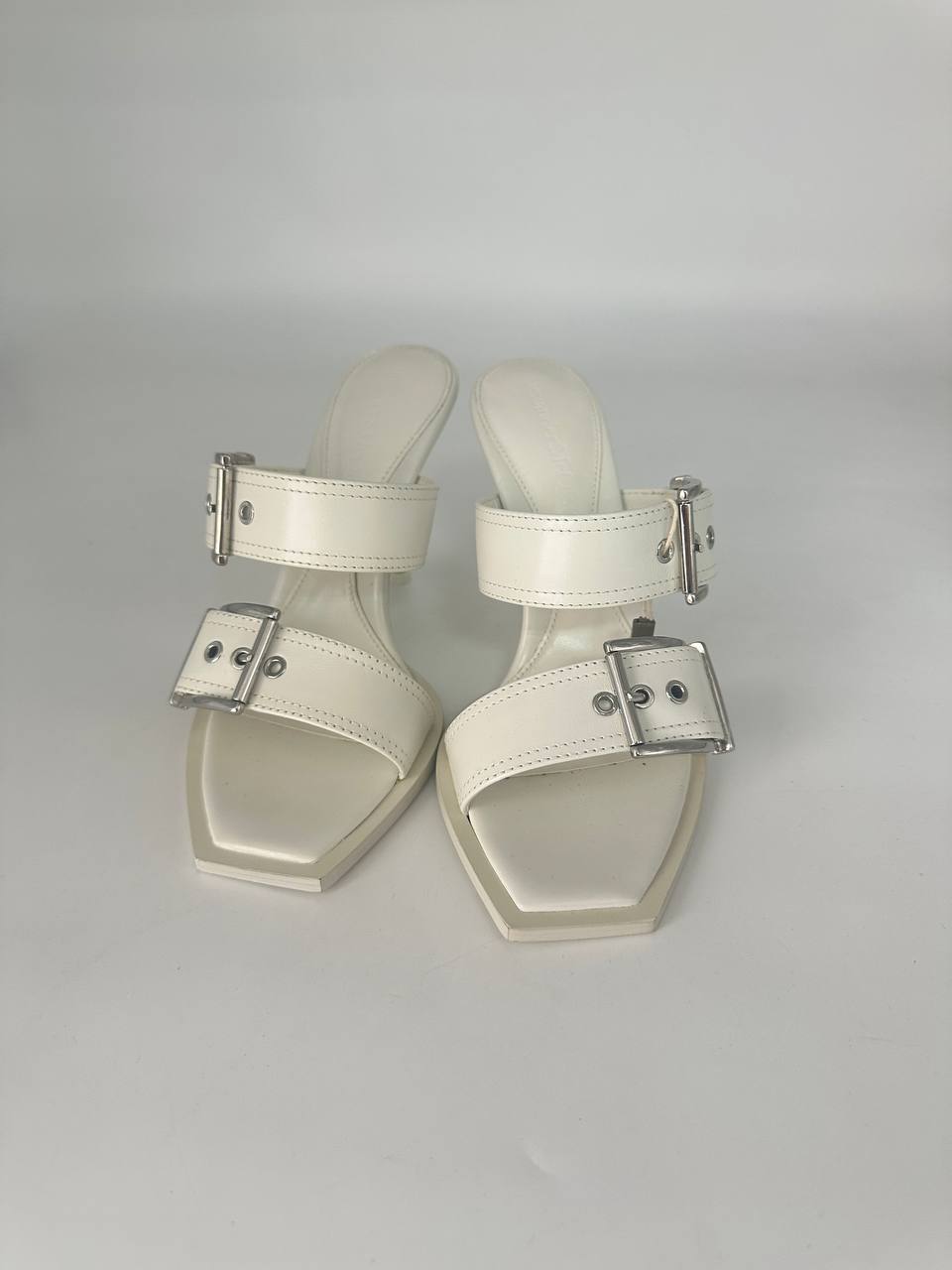 ALEXANDER MCQUEEN