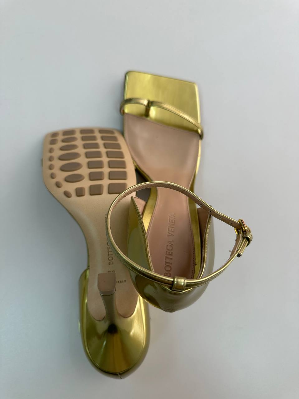 BOTTEGA VENETA