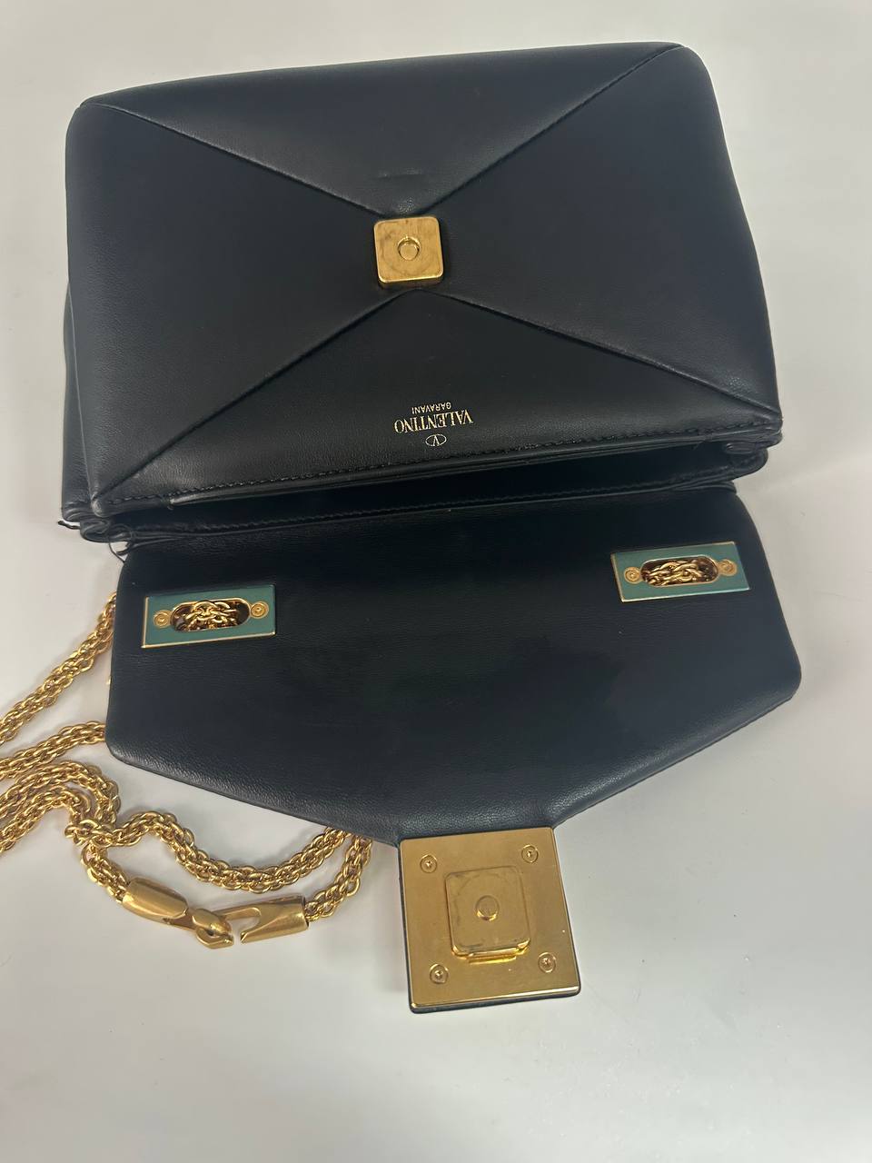 VALENTINO