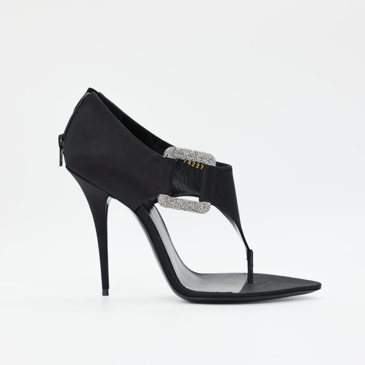 Босоножки SAINT LAURENT 40 Черный сатин ремешек-вьетнамка,боковой декор из камней,закрытая пятка с зиппером,коробка,11,5 каблук