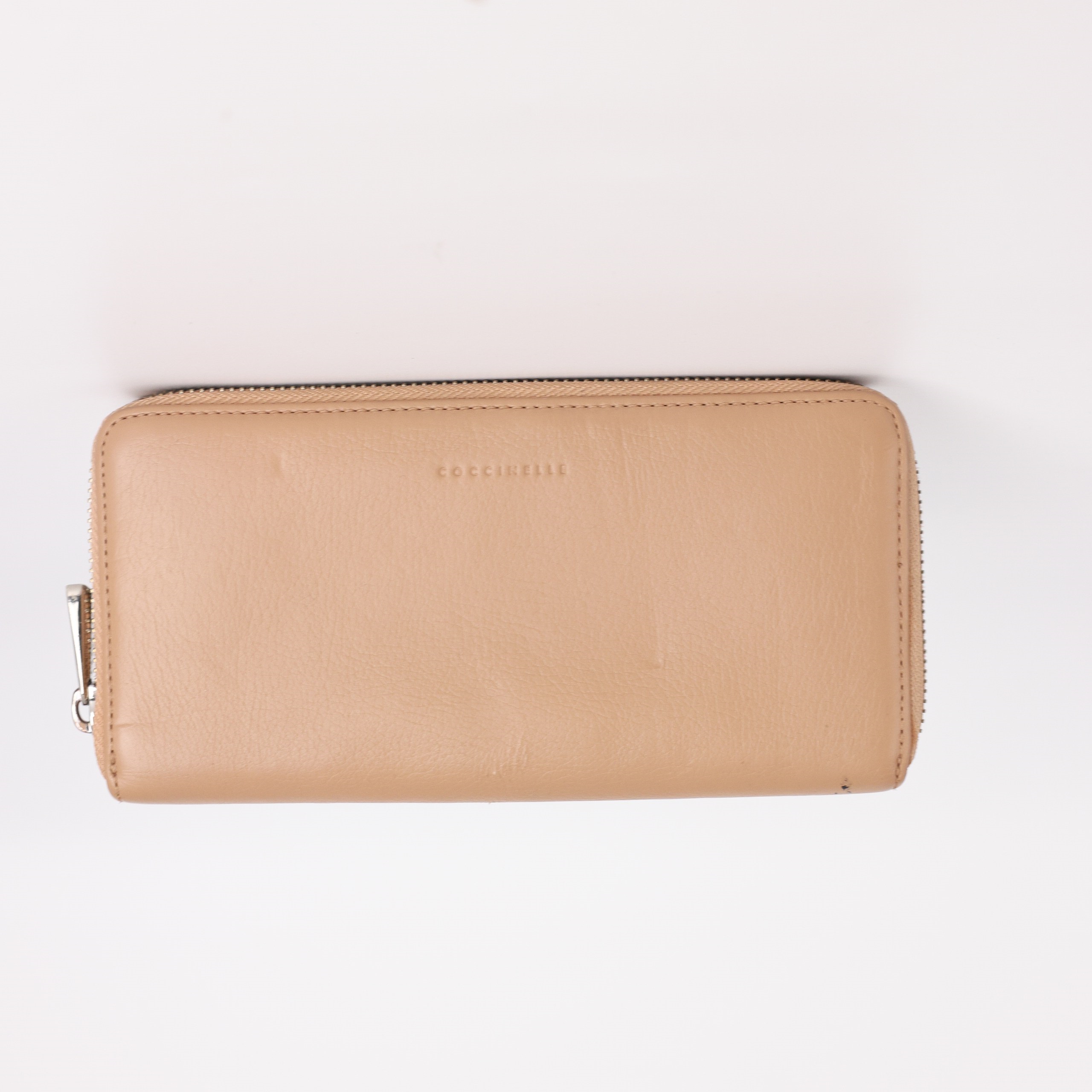Портмоне Coccinelle бежевая кожа