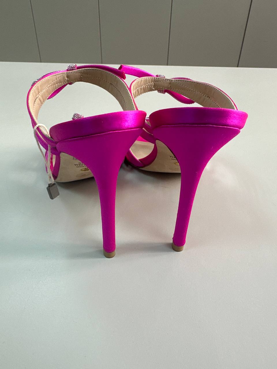 STUART WEITZMAN