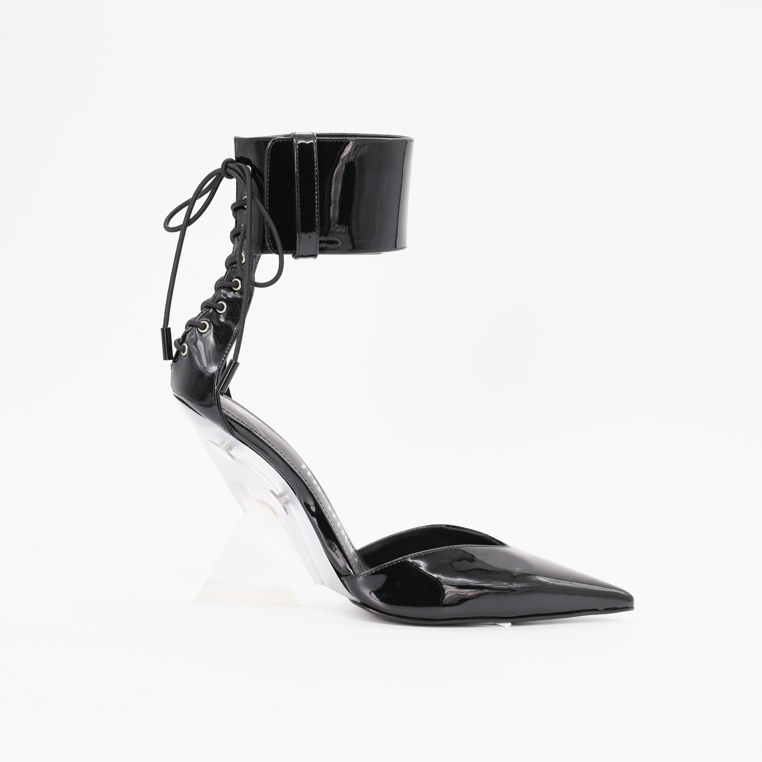 Туфли The Attico 37.5 черный лак, сзади шнуровка, полупрозрачный фигурный каблук. Коробка