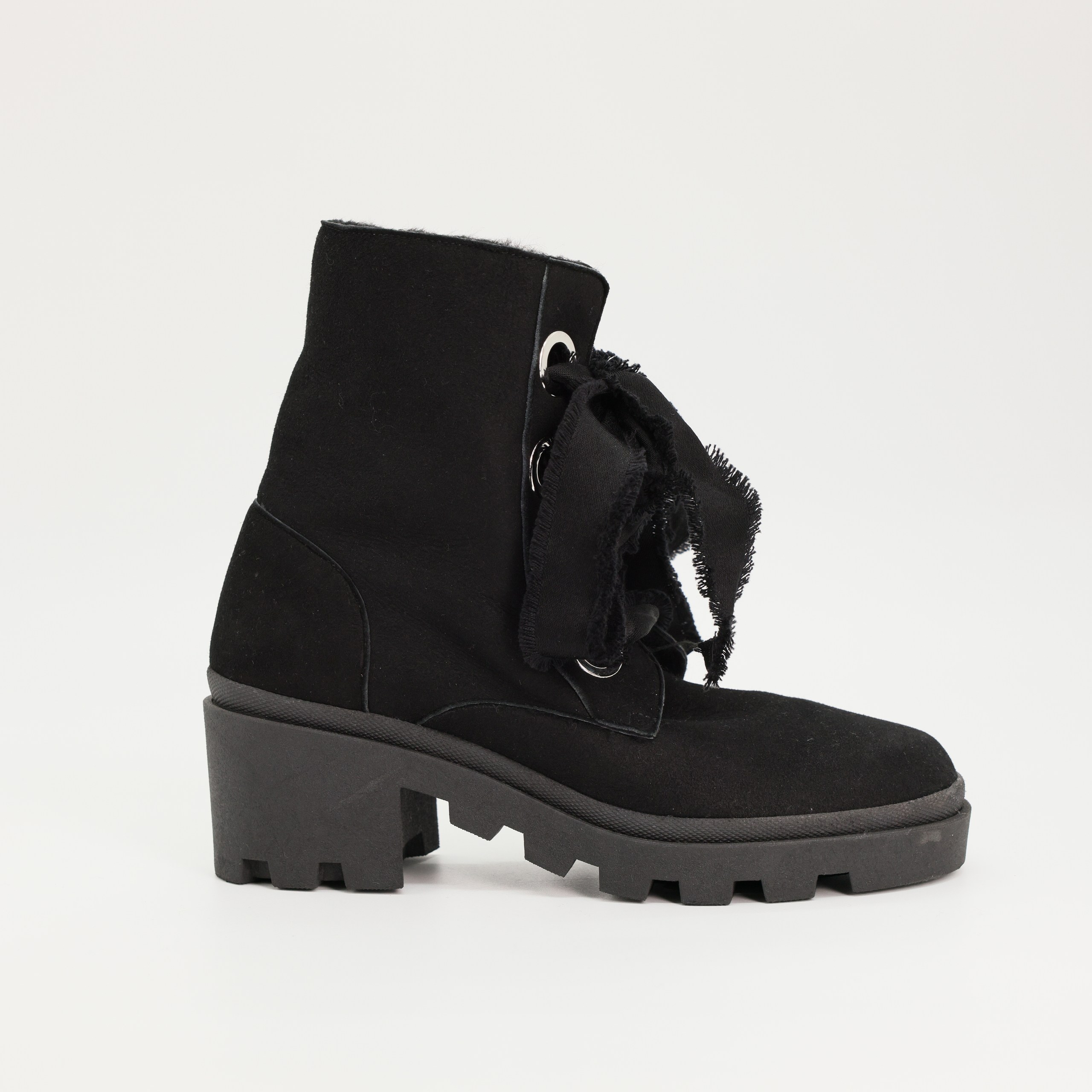 Ботинки RED VALENTINO 38 Черный замша ленточная шнуровка,мех,коробка