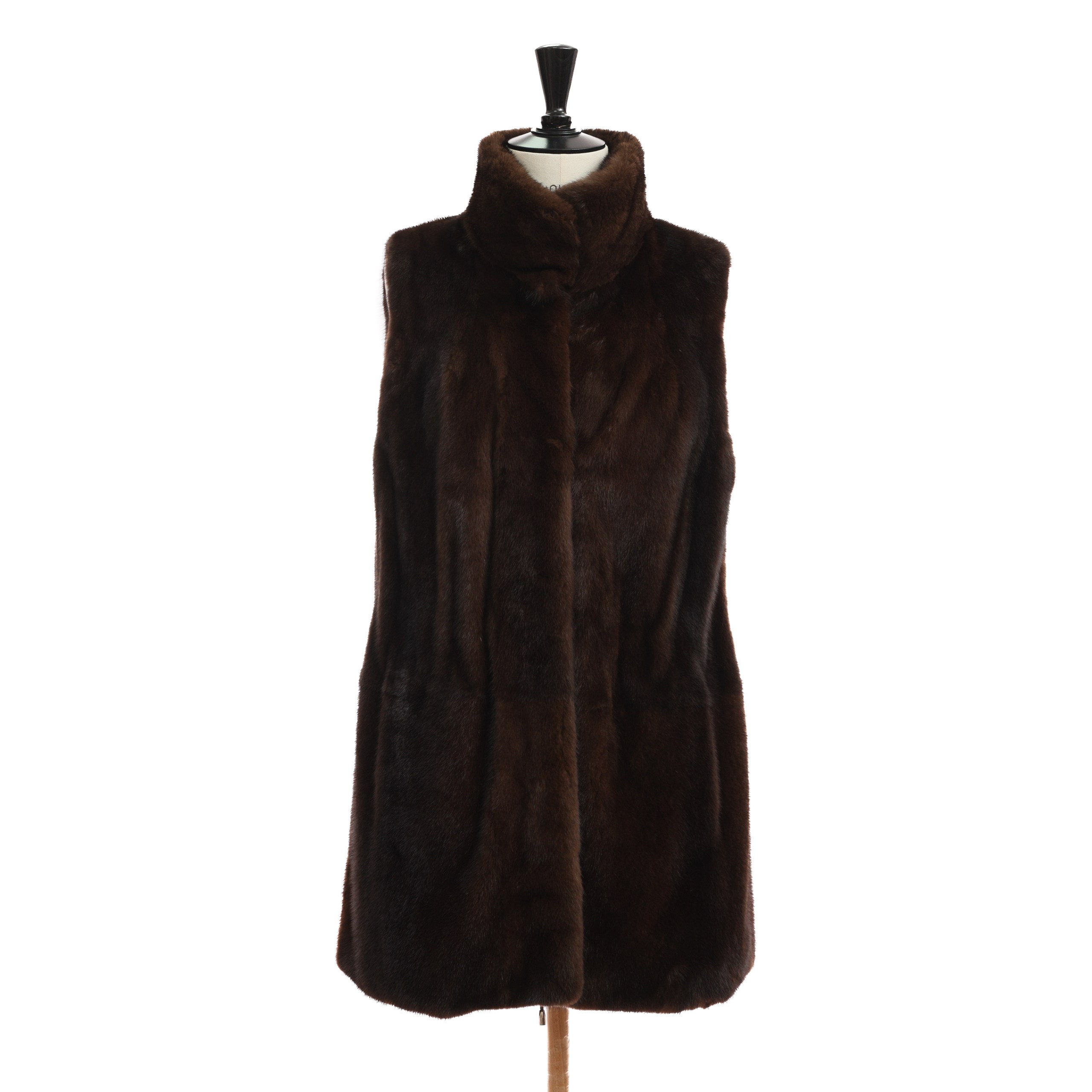 Жилет ROYAL QUALITY 46 коричневый мех норка,кулиска по талии