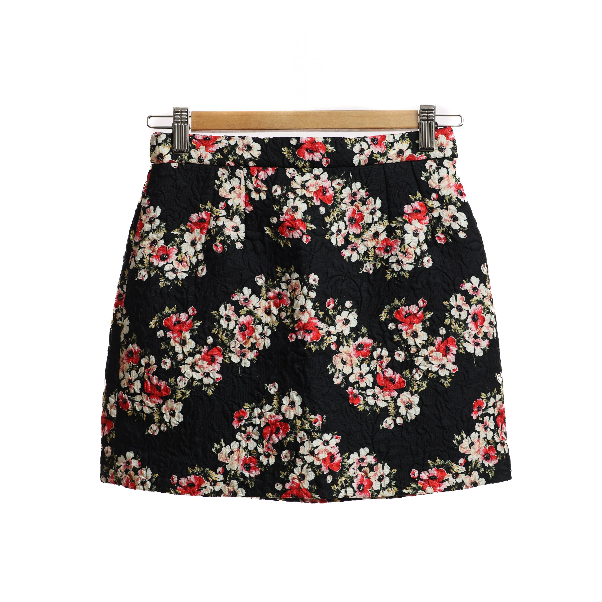 Юбка DOLCE & GABBANA 7/8 Черный текстиль принт цветы,короткая,рельефная текстура,зиппер