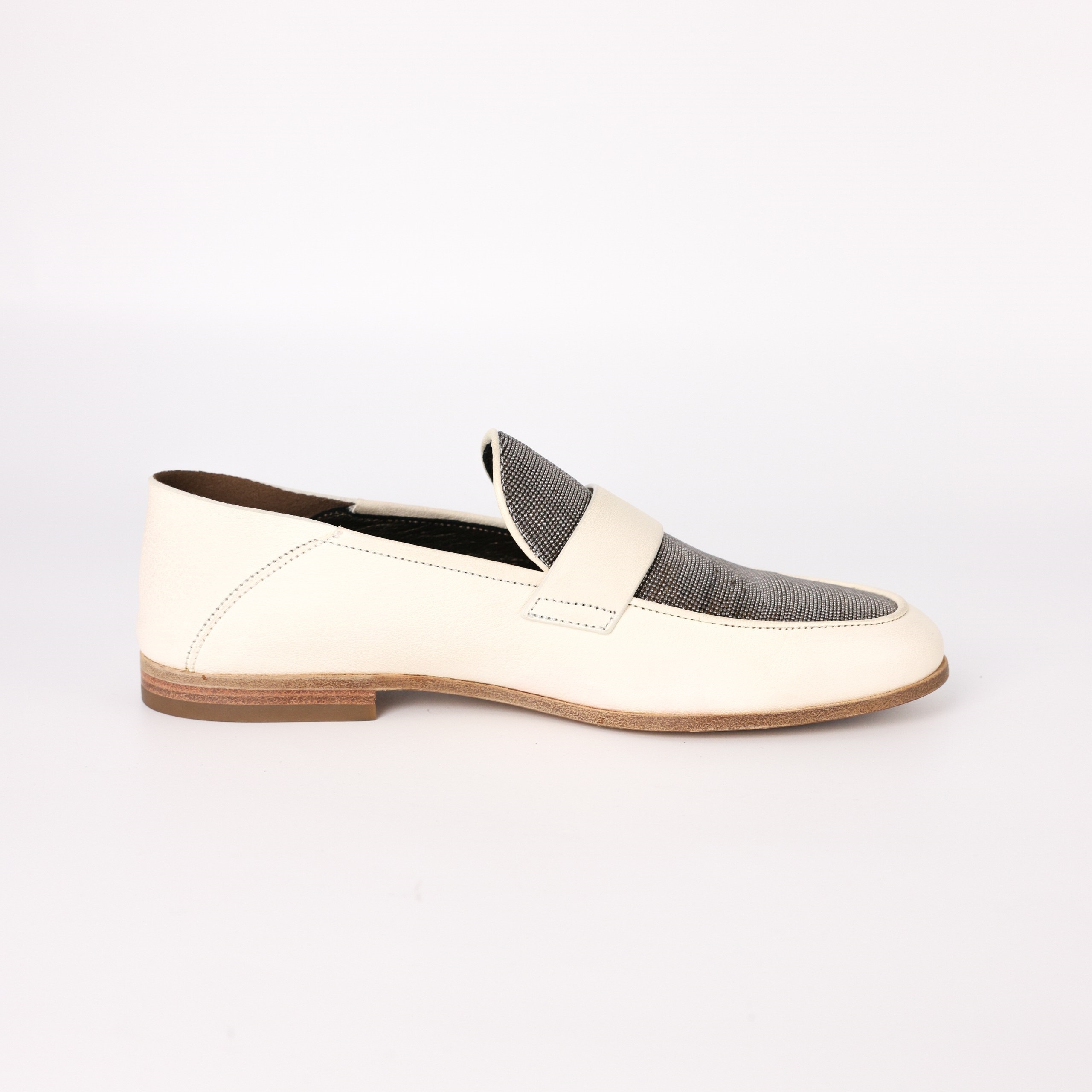 Лоферы Brunello Cuccinelli 36 слоновой кости мягкая кожа, язычок-цепь мониль. Коробка