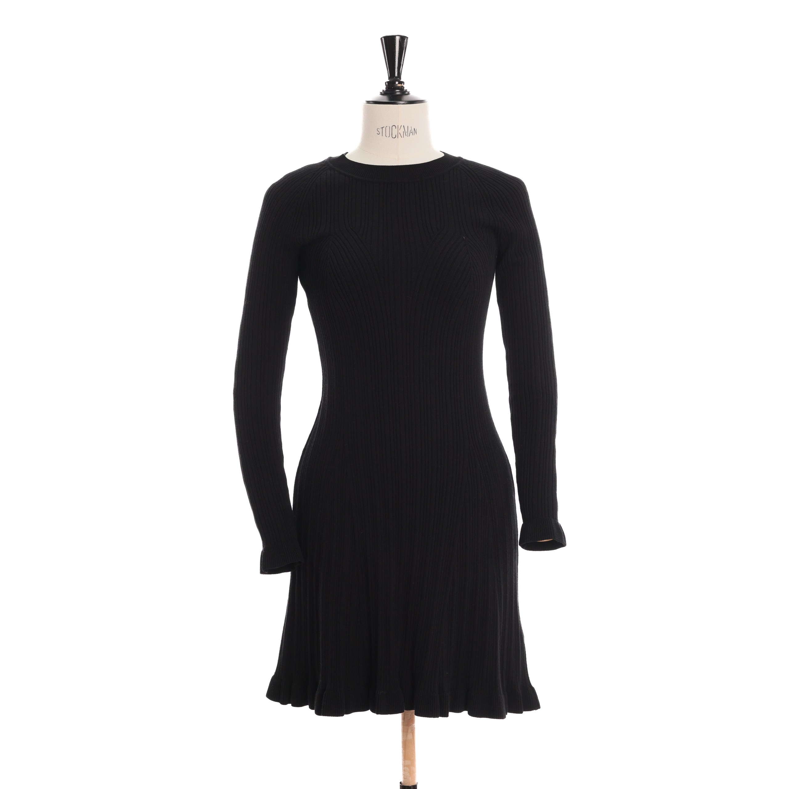 Платье BOSS XS Черный вискоза по краям легкий волан,по телу/низ юбочкой