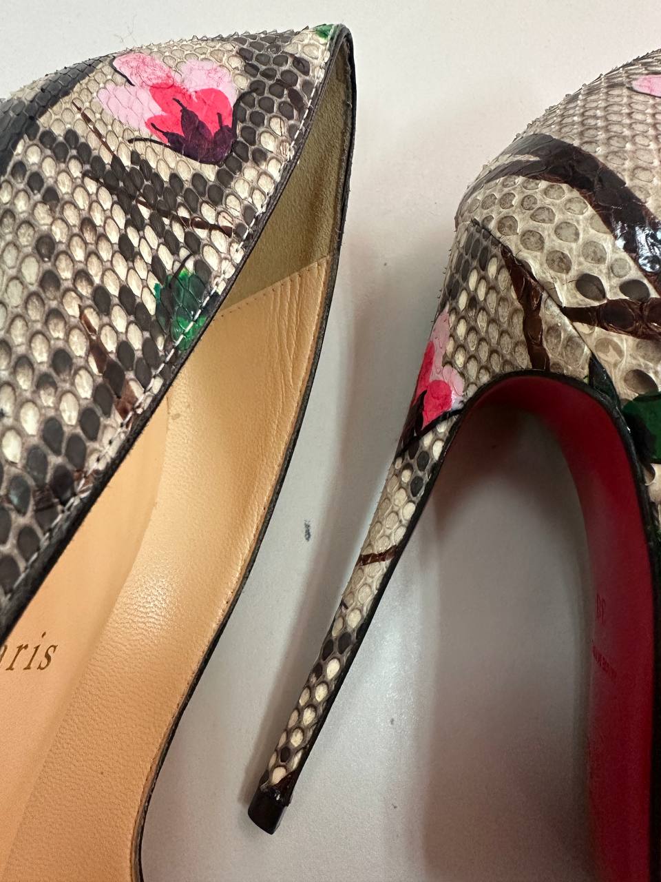 CHRISTIAN LOUBOUTIN