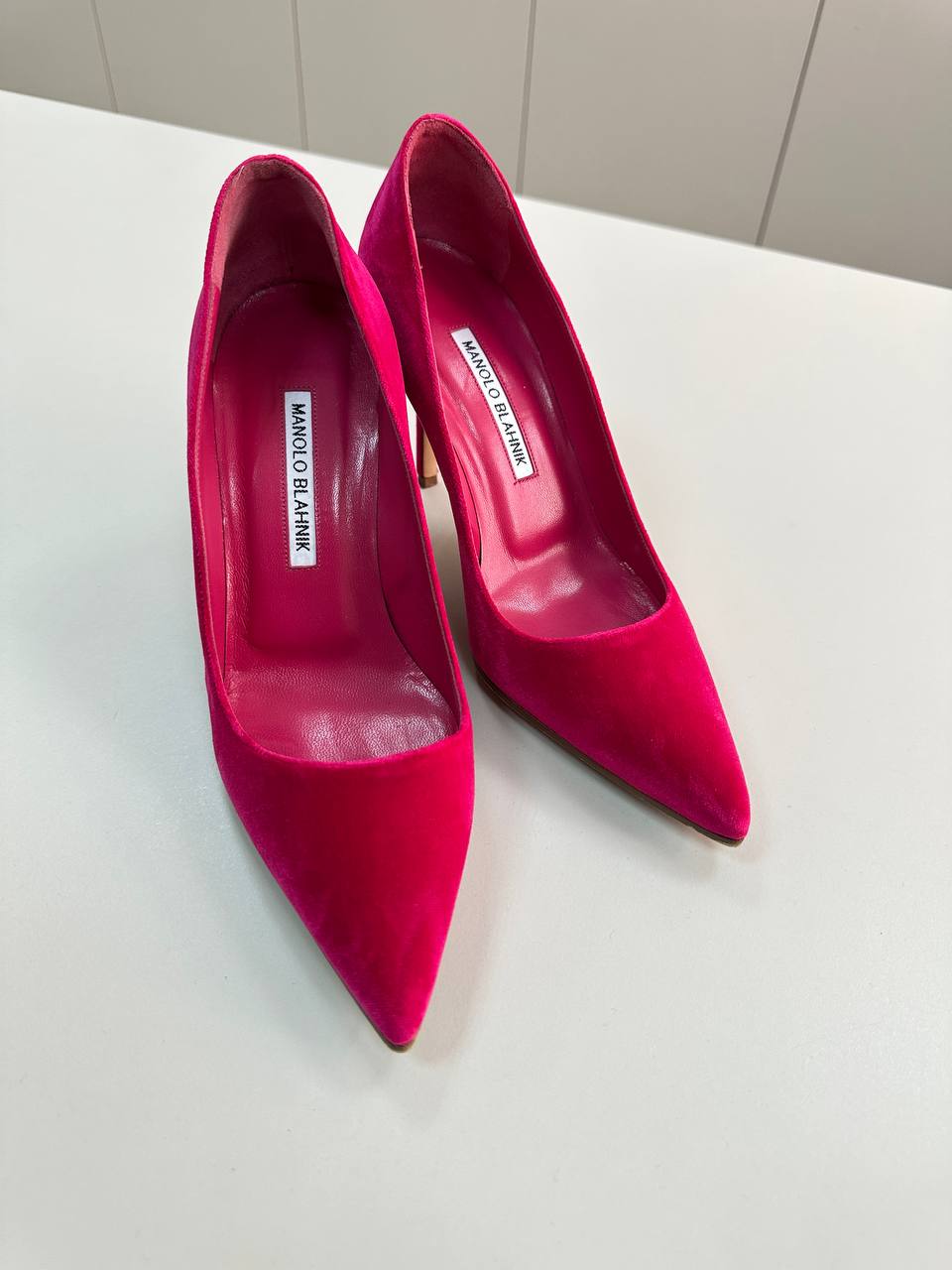MANOLO BLAHNIK