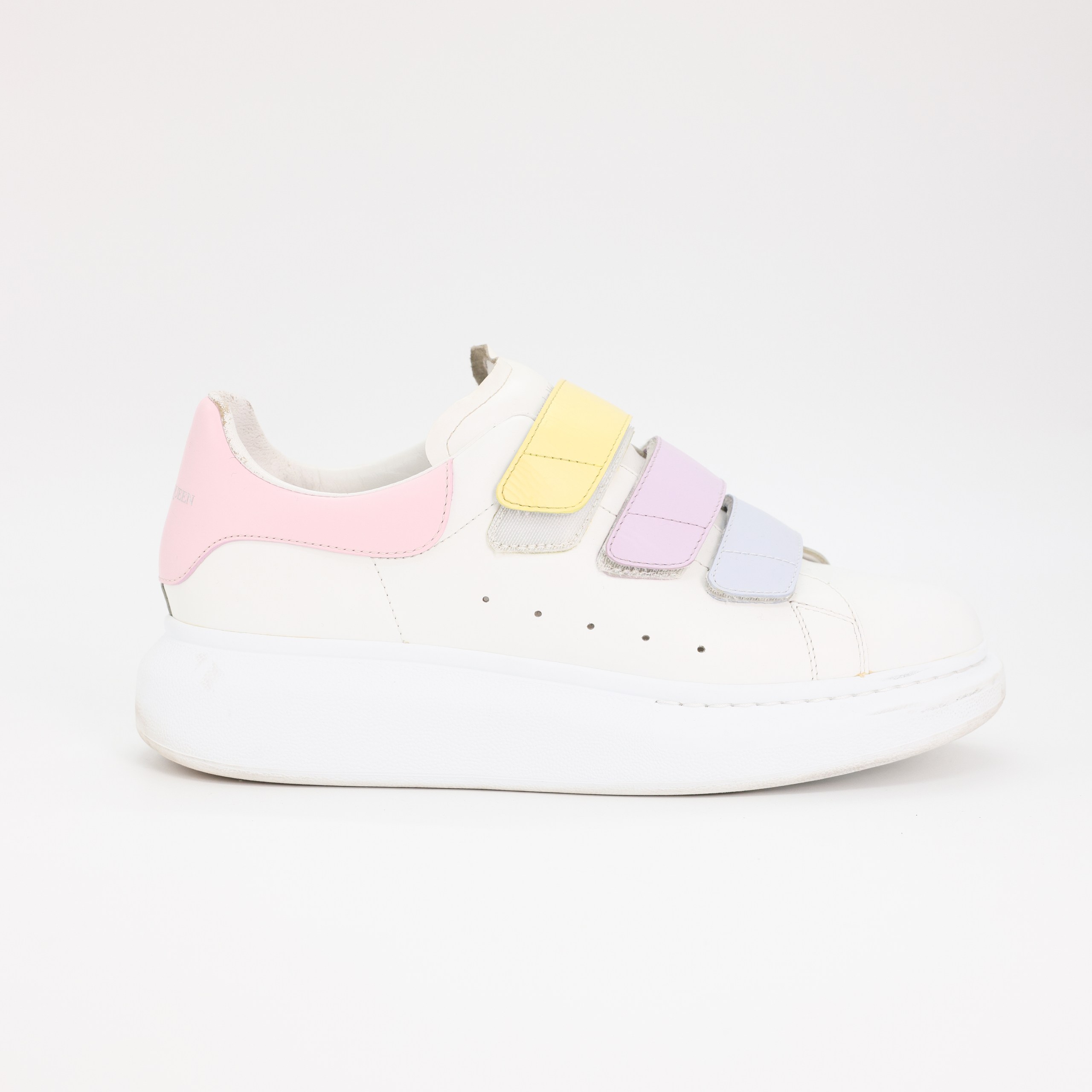 Кроссовки ALEXANDER MCQUEEN 39,5 Белый кожа разноцветные ремешки,розовая пяточка